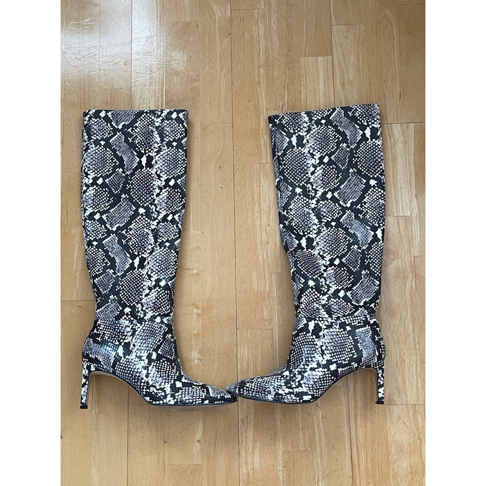Snakeskin Pattern Knee-High Boots